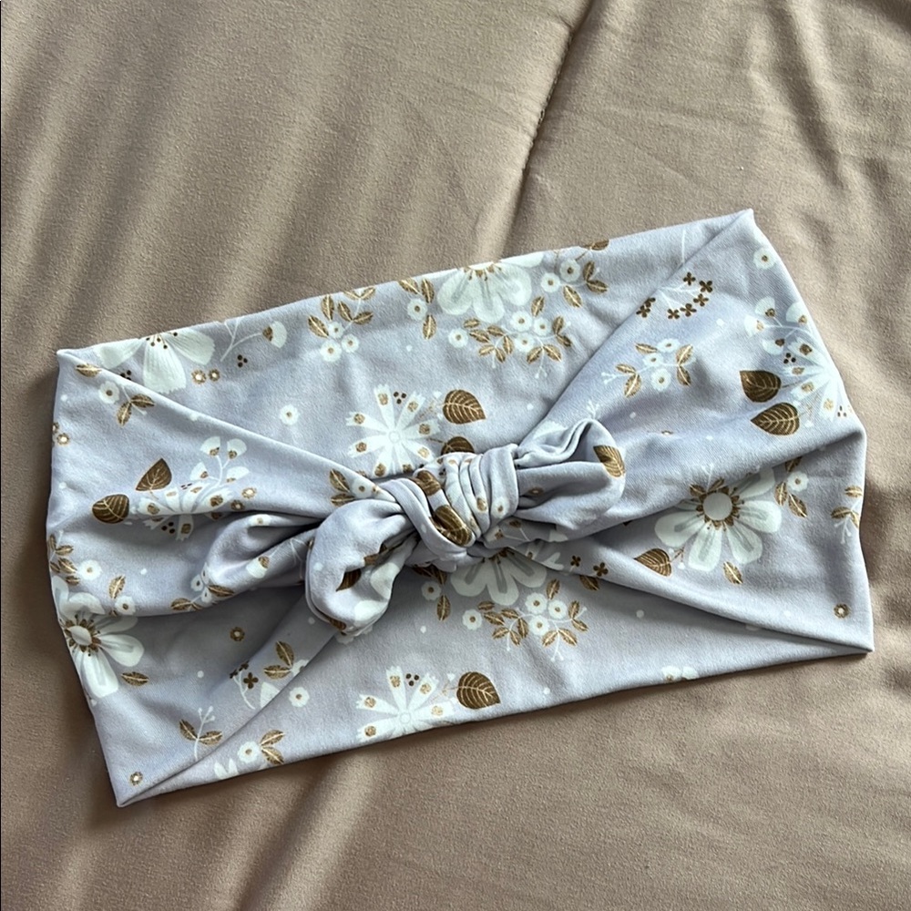 Floral Knot Headband in Lavender and Gold